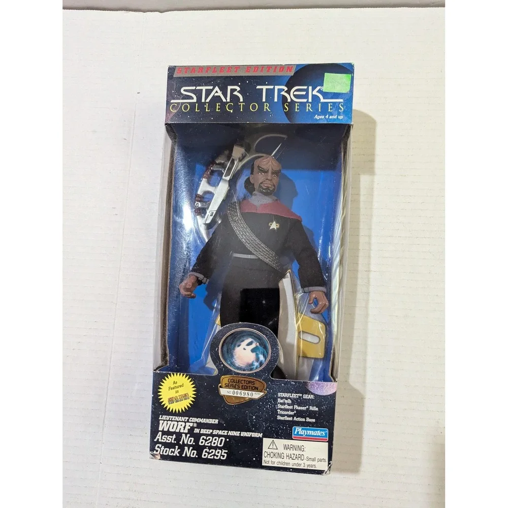 Star Trek Worf Deep Space Nine Uniform Collector Series 9